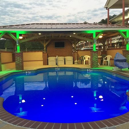 Star Plus Inn & Suites Selmer エクステリア 写真