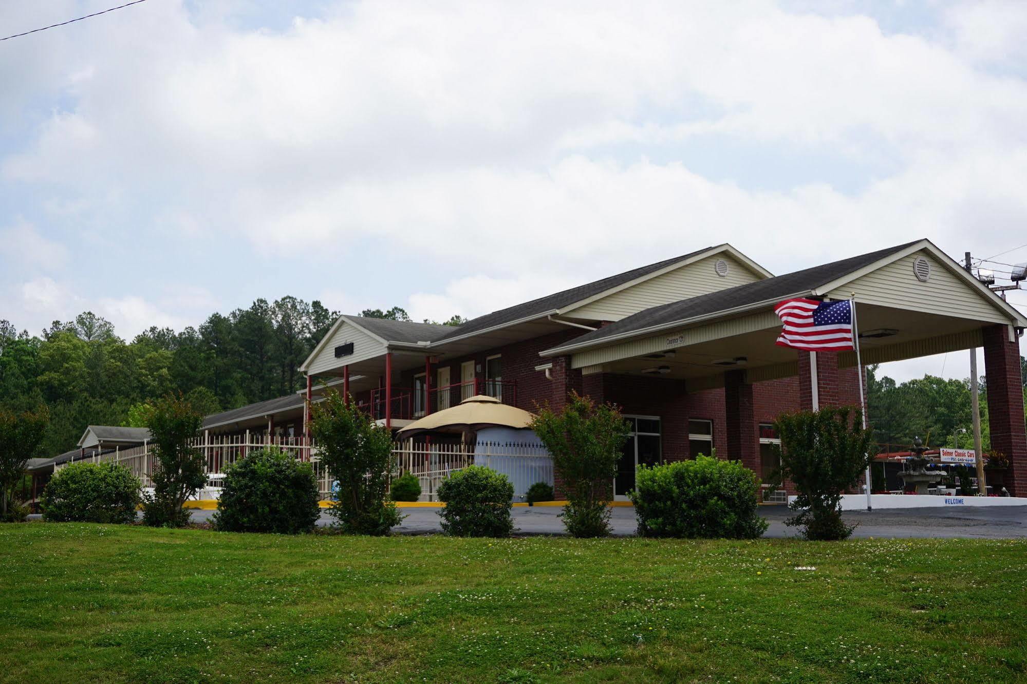 Star Plus Inn & Suites Selmer エクステリア 写真