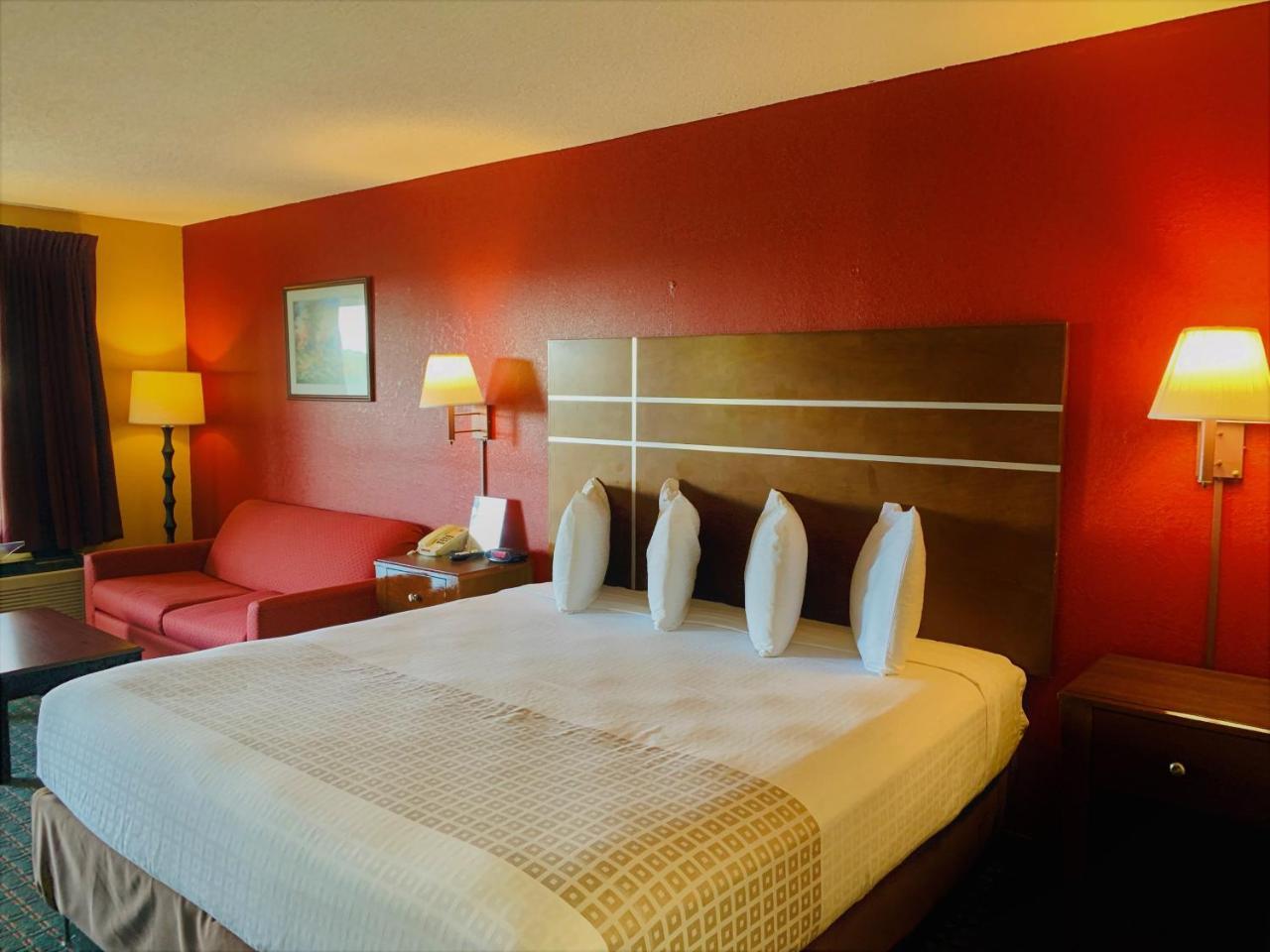 Star Plus Inn & Suites Selmer エクステリア 写真
