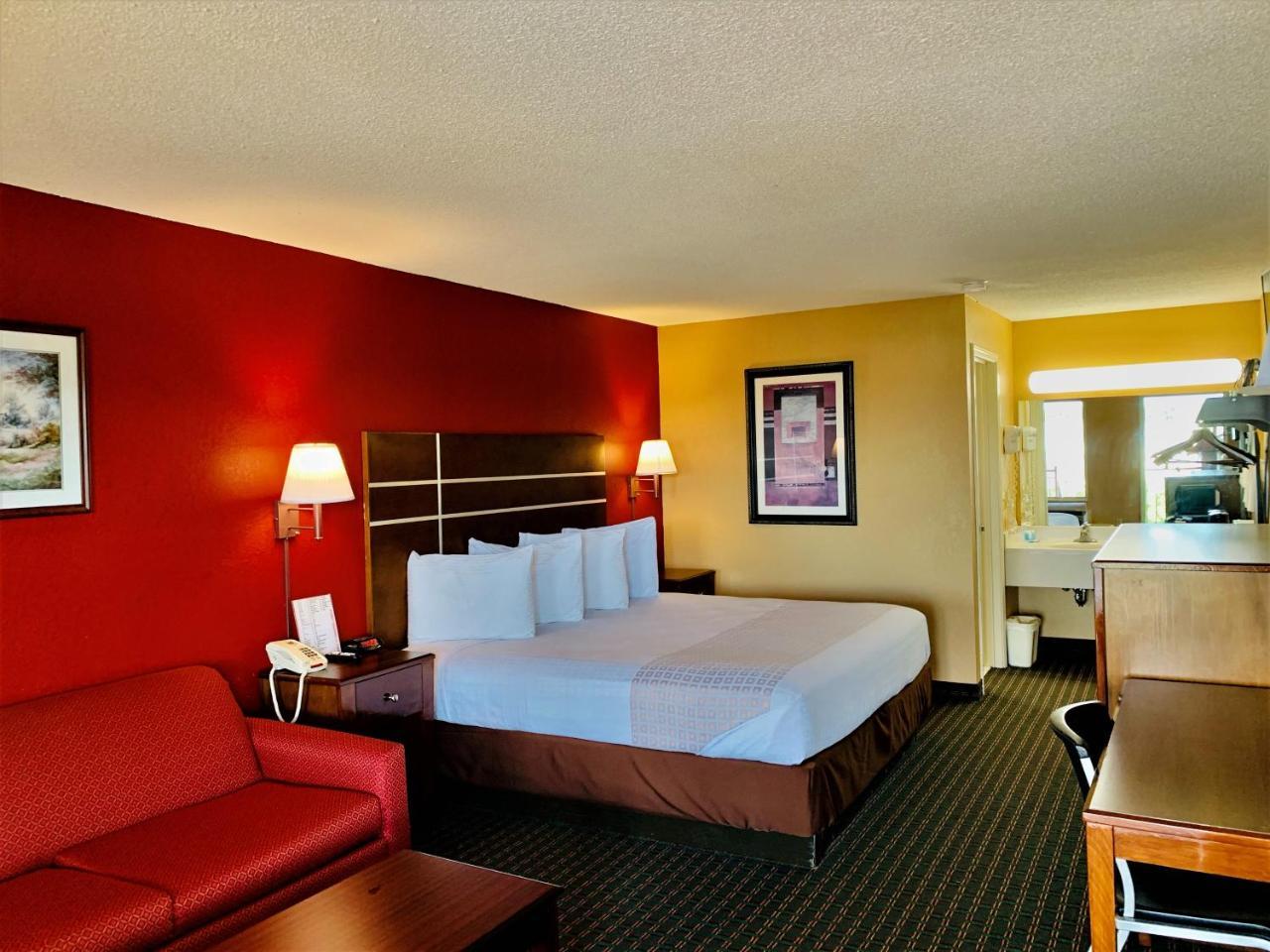 Star Plus Inn & Suites Selmer エクステリア 写真