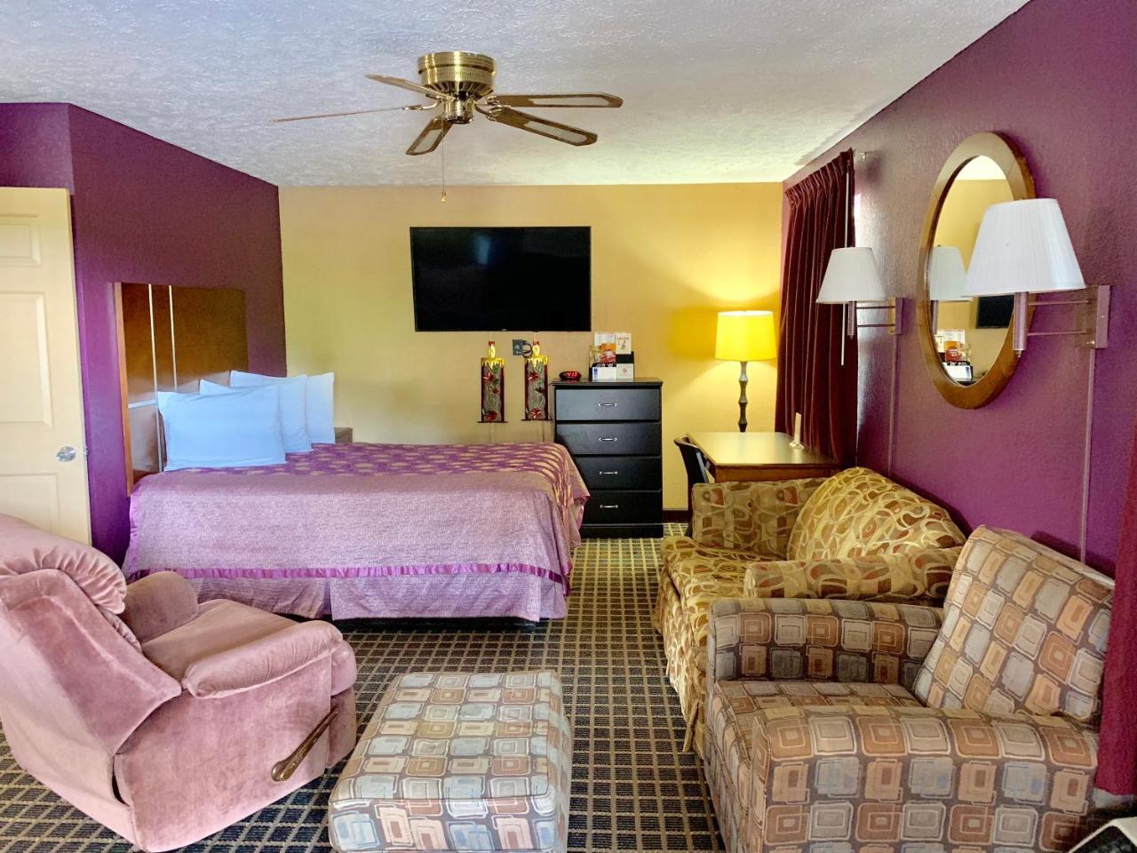 Star Plus Inn & Suites Selmer エクステリア 写真