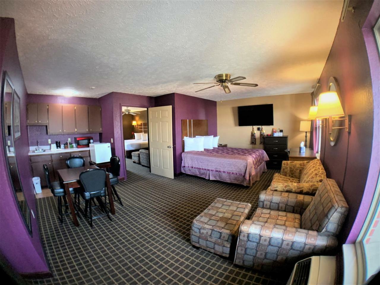 Star Plus Inn & Suites Selmer エクステリア 写真