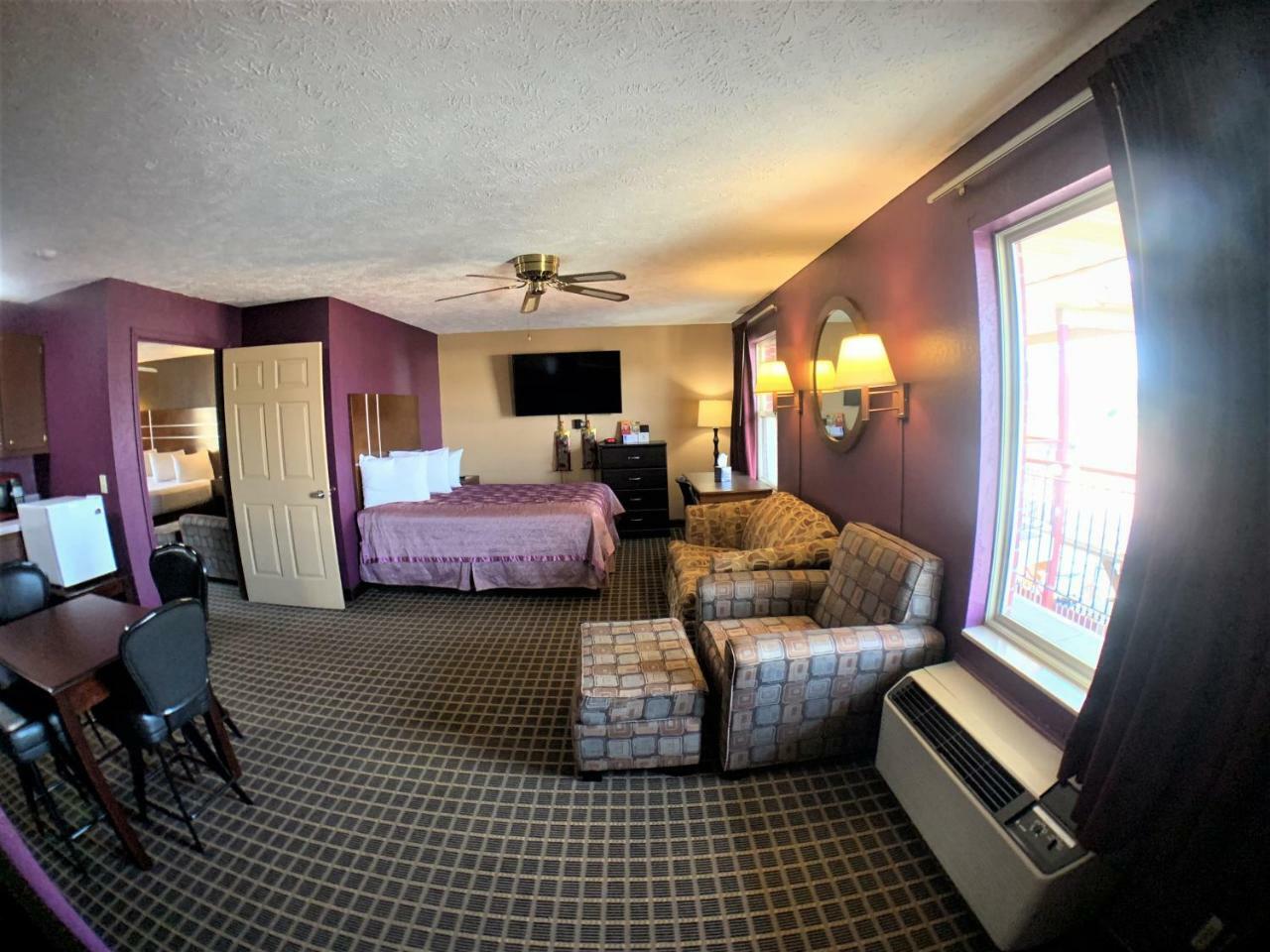 Star Plus Inn & Suites Selmer エクステリア 写真